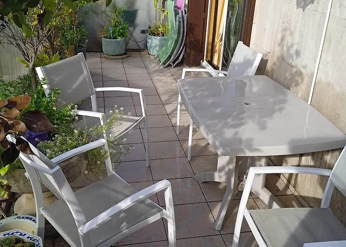 Chez Veronique